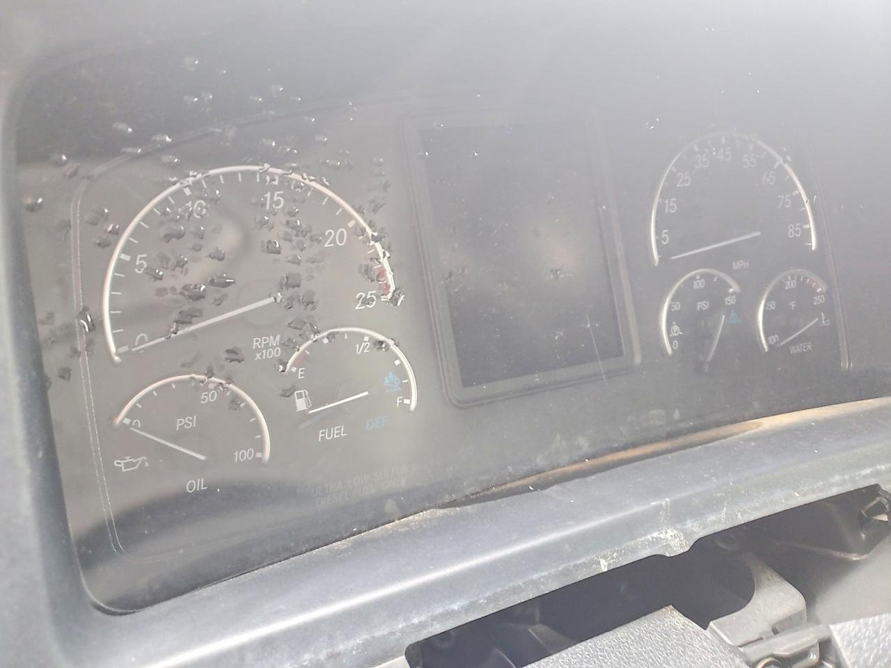 2024 Freightliner Cascadia 126 VIN 3AKJHHDR1RSVE2149 COPART salvage auction — Front End, KS - CERTIFICATE OF TITLE, sold $35,000 on 2026-07-10 (photo 8)