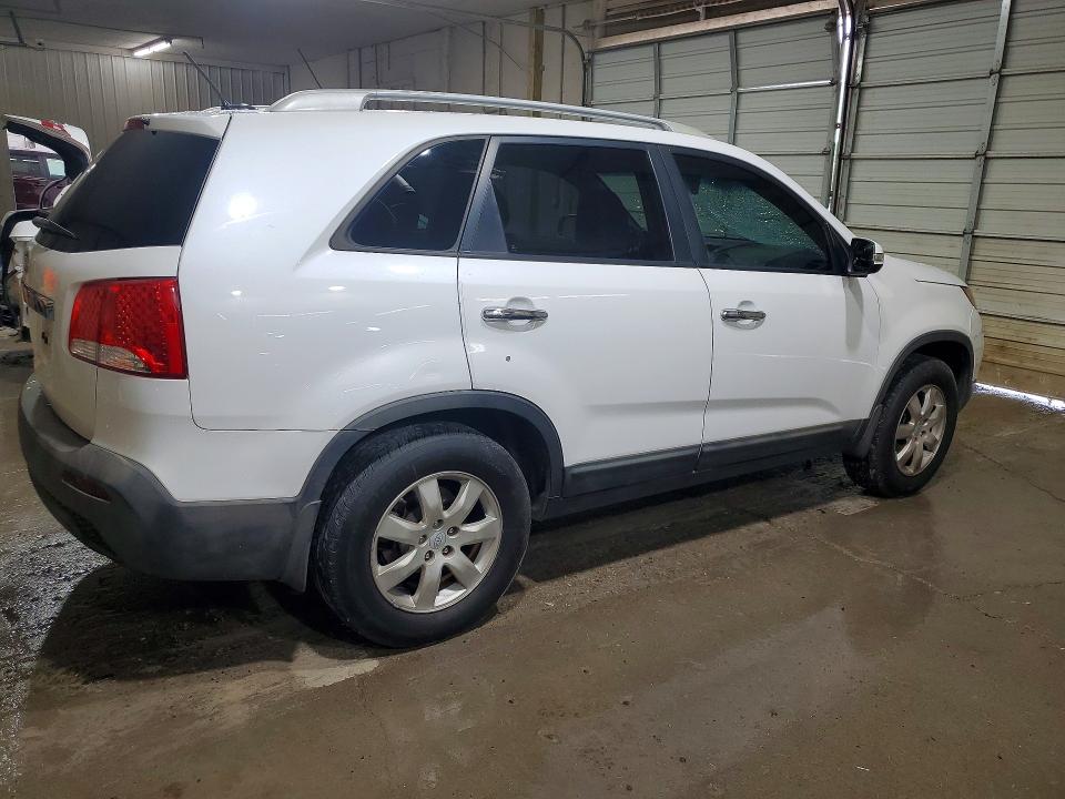 2011 Kia Sorento VIN 5XYKT4A2XBG125088 COPART salvage auction — FRONT END, Tn - Salvage Certificate, sold $1,750 on 2026-07-02 (photo 3)