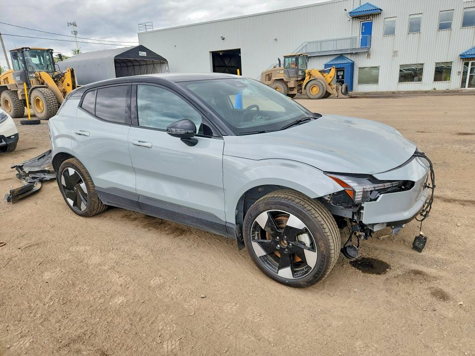 2025 Volvo Ex30 VIN YV4EK3ZL7S2604079 COPART salvage auction — FRONT END, Qc - Gravement Accidente, sold $11,700 on 2026-08-04 (photo 4)