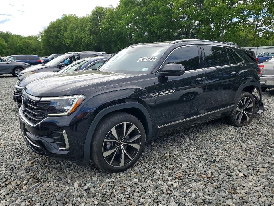 2024 Volkswagen Atlas VIN 1V2FE2CA6RC215520 — COPART salvage auction photo