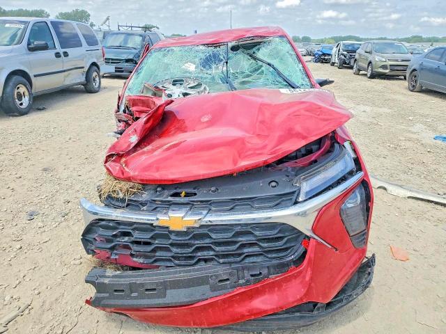 2026 Chevrolet Trax VIN KL77LFEP7TC069511 COPART salvage auction — ALL OVER, KS - CERT OF TITLE-SALVAGE (P), sold $550 on 2026-07-02 (photo 5)
