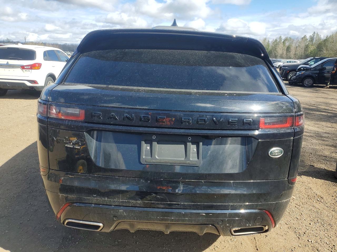 2020 Land Rover Range Rover Velar VIN SALYM2EV5LA246914 COPART salvage auction — Side, ON - PERMIT IRREPAIRABLE, sold $13,500 on 2026-07-02 (photo 6)