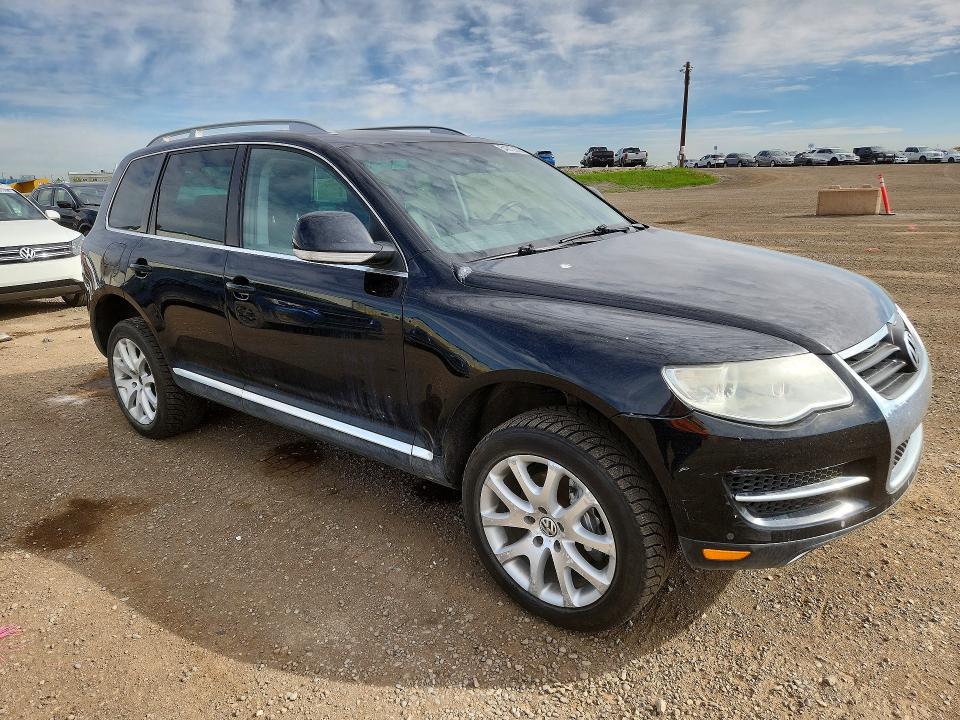 2008 Volkswagen Touareg VIN WVGBE77L88D034027 COPART salvage auction — REAR END, Ab - Bos - Salvage, sold $200 on 2026-07-28 (photo 4)