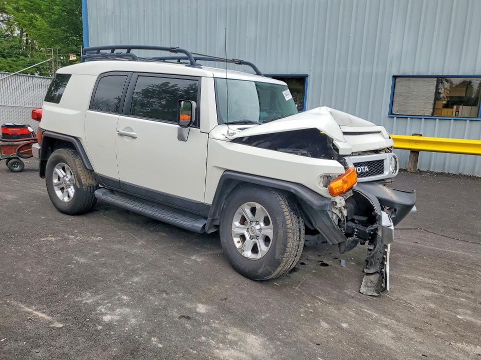2014 Toyota Fj cruiser VIN JTEBU4BF0EK182599 COPART salvage auction — FRONT END, Or - Salvage Title Certificate, sold $9,100 on 2026-07-20 (photo 4)