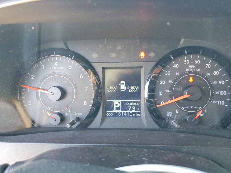 2017 Toyota Sienna VIN 5TDJZ3DC0HS151817 COPART salvage auction — FRONT END, Nv - Salvage Title, sold $3,050 on 2026-07-16 (photo 9)