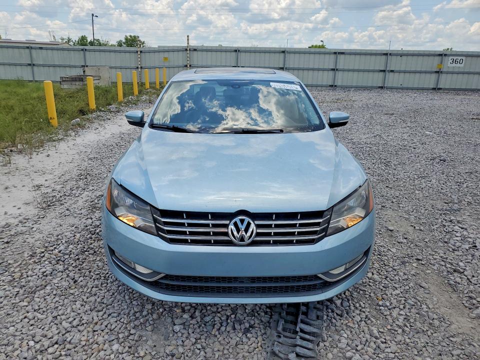 2013 Volkswagen Passat VIN 1VWCM7A39DC134767 COPART salvage auction — SIDE, FL - CERTIFICATE OF DESTRUCTION, sold $750 on 2026-07-02 (photo 5)