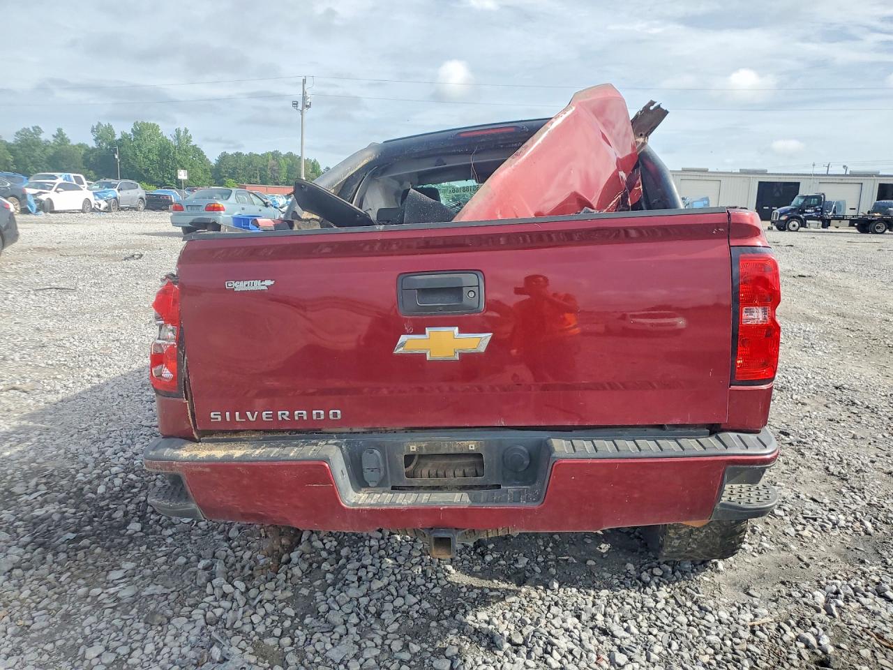 2017 Chevrolet Silverado 1500 VIN 3GCUKREC7HG184735 COPART salvage auction — All Over, AL - CERT OF TITLE-SALVAGE TITLE, sold $1,550 on 2026-07-09 (photo 6)