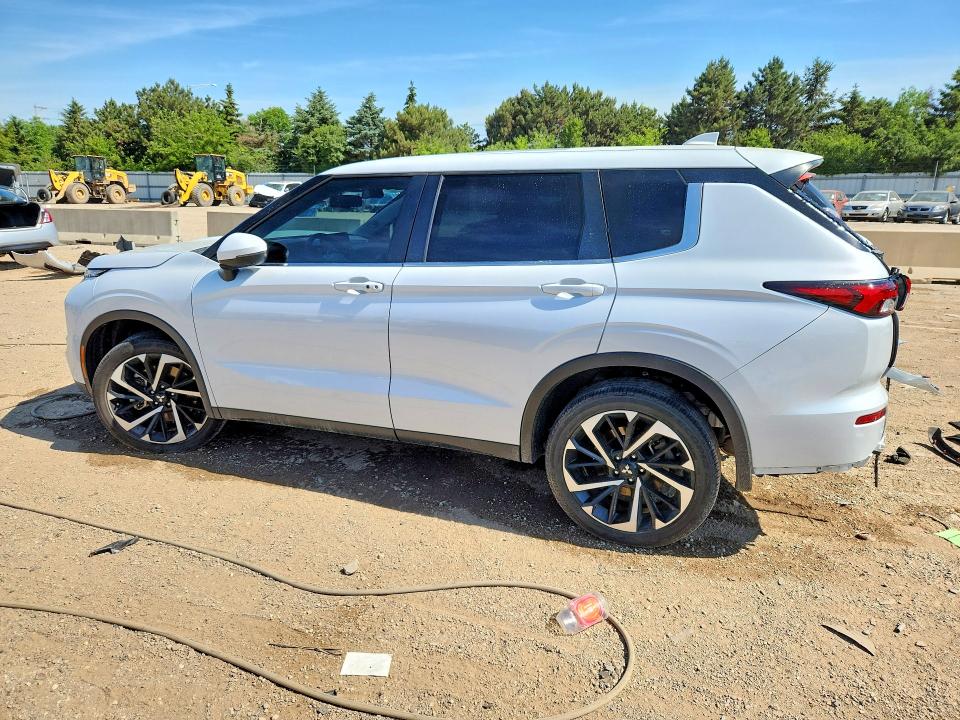 2023 Mitsubishi Outlander VIN JA4J4UA84PZ048539 COPART salvage auction — REAR END, Il - Salvage Certificate, sold $5,900 on 2026-07-14 (photo 2)