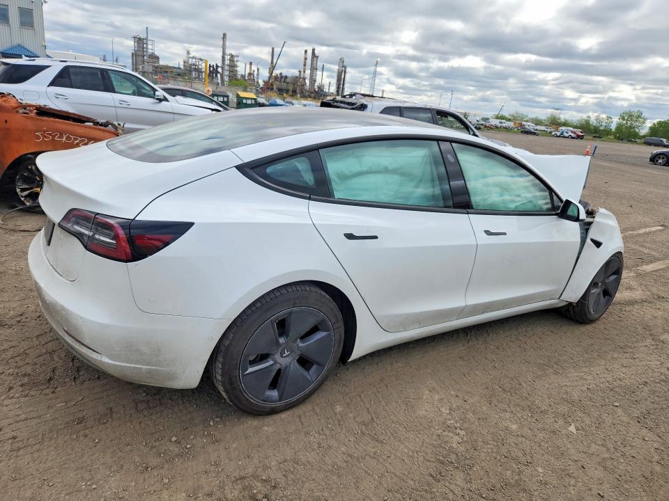 2022 Tesla Model 3 VIN 5YJ3E1EA3NF249164 COPART salvage auction — FRONT END, Qc - Irrecuperable, sold $325 on 2026-08-18 (photo 3)