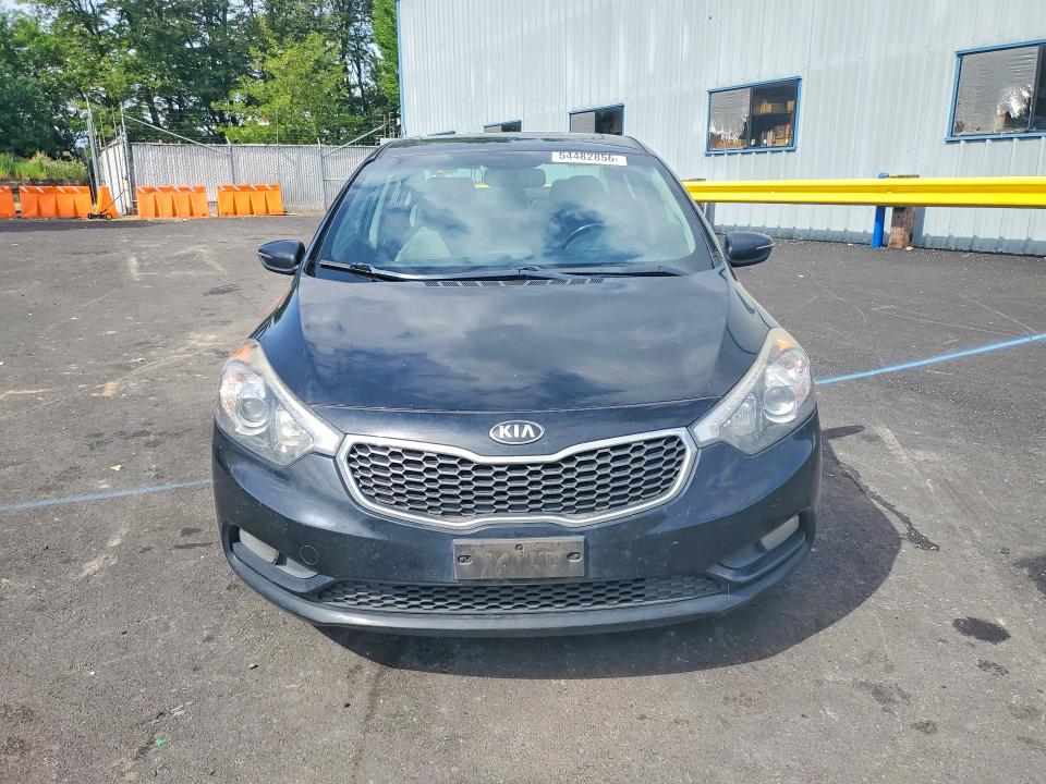 2014 Kia Forte VIN KNAFZ4A88E5069389 COPART salvage auction — REAR END, Or - Salvage Title Certificate, sold $1,400 on 2026-07-29 (photo 5)