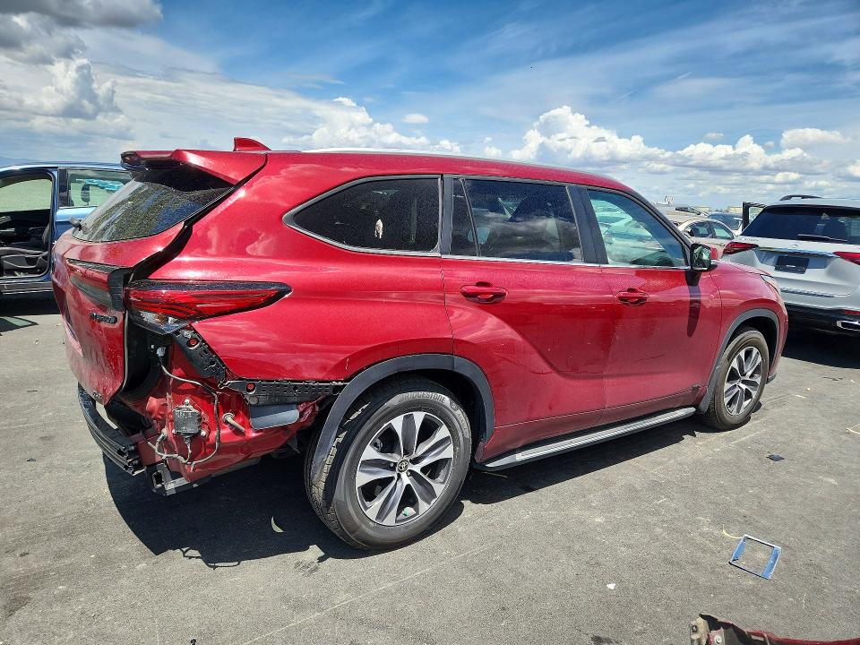 2023 Toyota Highlander VIN 5TDKBRCH4PS120464 COPART salvage auction — REAR END, Ca - Salvage Certificate, sold $21,500 on 2026-07-08 (photo 3)