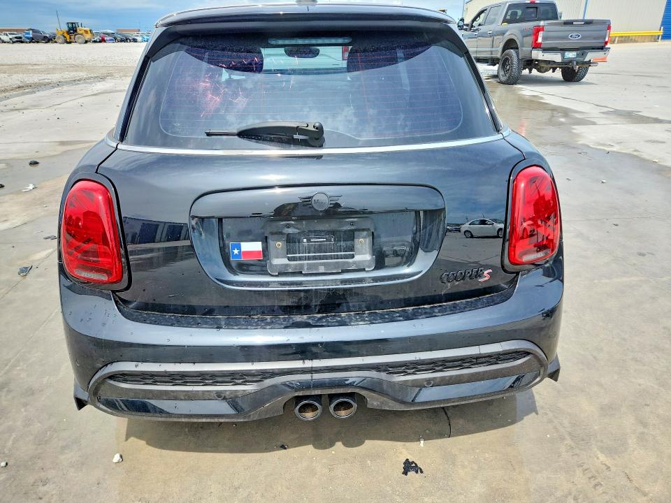 2024 Mini Cooper VIN WMW53DK06R2W06189 COPART salvage auction — FRONT END, Tx - Salvage Vehicle Title, sold $3,600 on 2026-07-21 (photo 6)