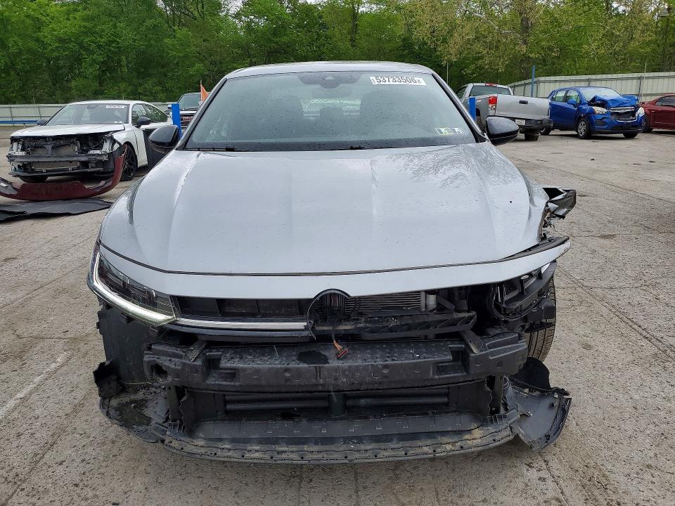 2025 Volkswagen VIN 3VWBX7BU2SM042633 COPART salvage auction — FRONT END, Pa - Certificate Of Salvage, sold $7,500 on 2026-07-02 (photo 5)