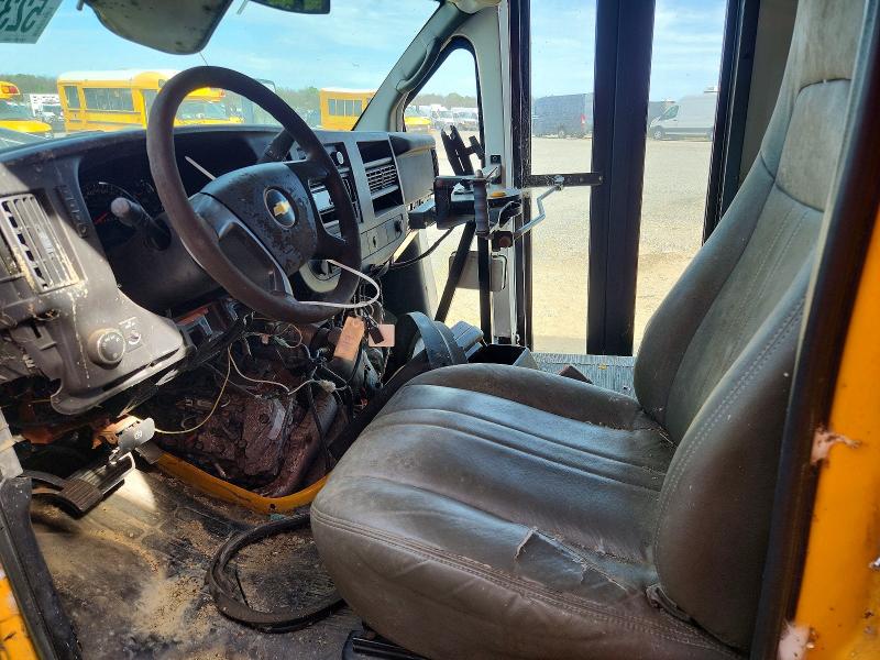 2010 Chevrolet Express VIN 1GB9G5AL0A1176393 COPART salvage auction — MINOR DENT/SCRATCHES, Ny - Certificate Of Title, sold $2,500 on 2026-07-09 (photo 5)