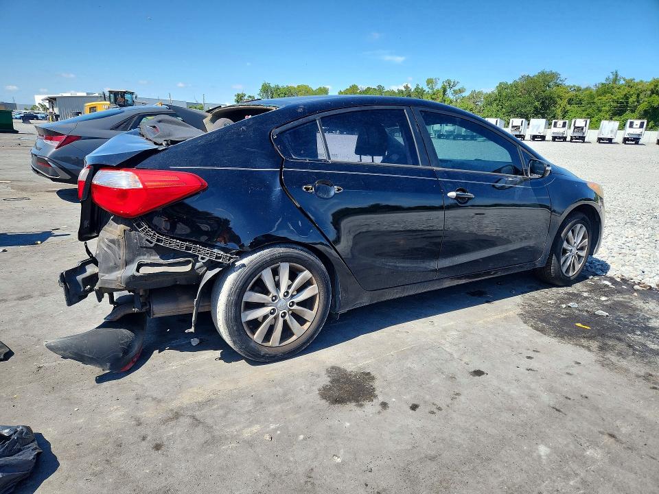 2016 Kia Forte VIN KNAFX4A64G5442774 COPART salvage auction — SIDE, Fl - Cert Of Title Slvg Rebuildable, sold $875 on 2026-07-13 (photo 3)