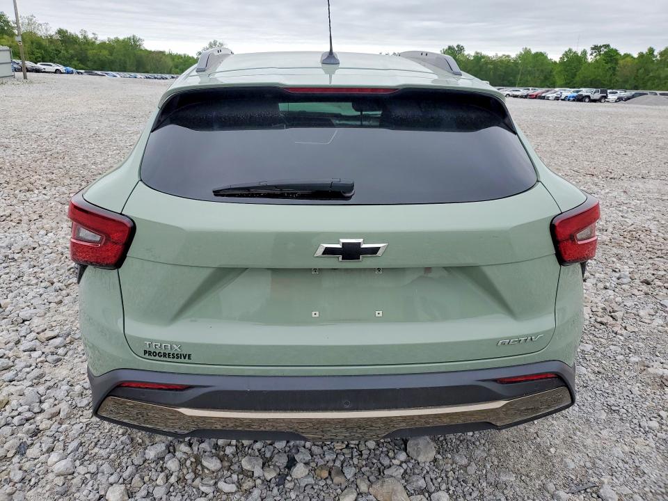2024 Chevrolet Trax VIN KL77LKE23RC164282 COPART salvage auction — FRONT END, OH - CERT OF TITLE-SALVAGE, sold $2,700 on 2026-07-02 (photo 6)