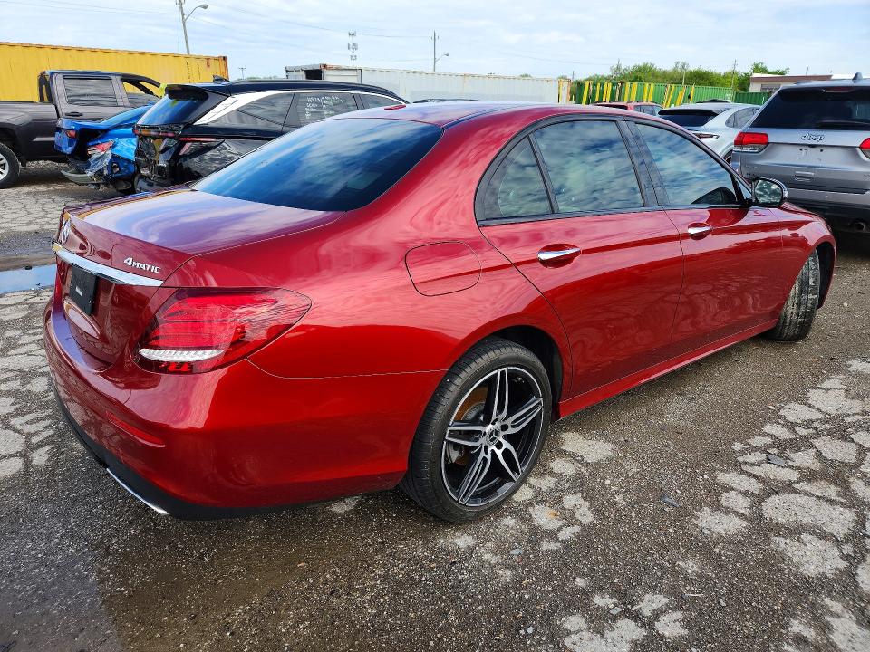 2020 Mercedes-benz E-klasse VIN WDDZF8EB1LA742622 COPART salvage auction — FRONT END, IN - CERT OF TITLE-SALVAGE TITLE, sold $4,000 on 2026-07-28 (photo 3)