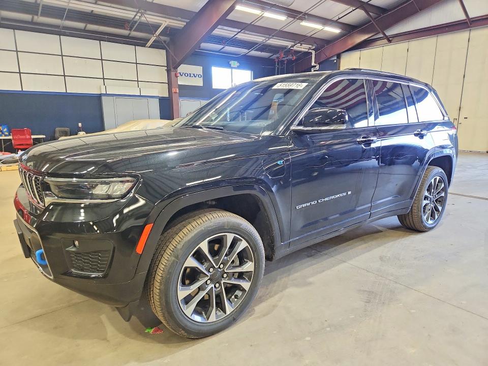 2024 Jeep Cherokee VIN 1C4RJYD65RC712789 — COPART salvage auction photo