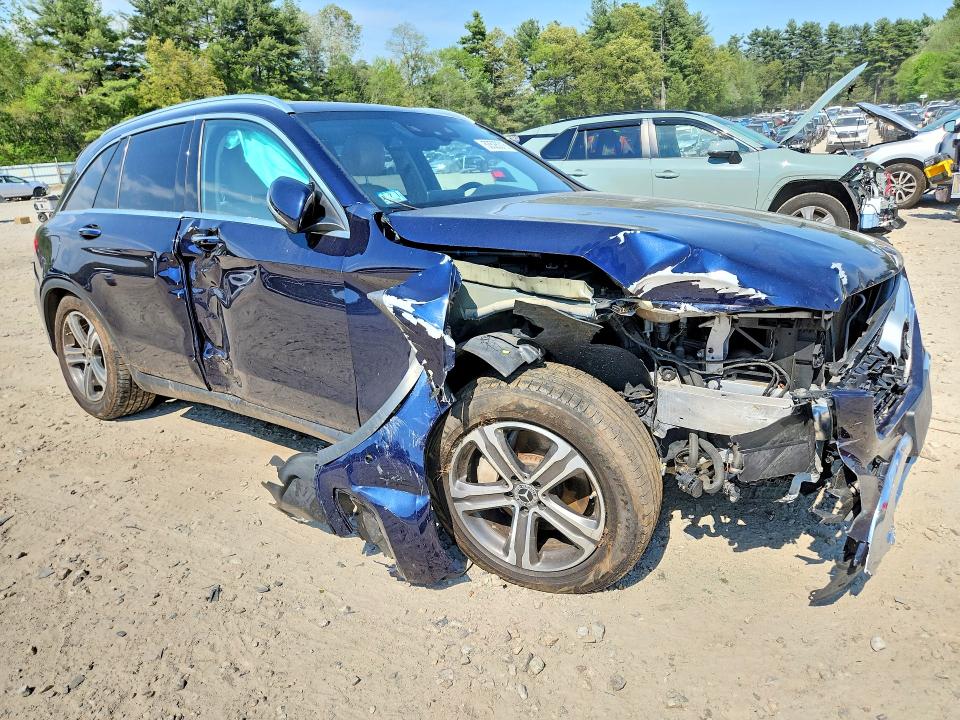 2017 Mercedes-benz Glc VIN WDC0G4KB8HF258738 COPART salvage auction — FRONT END, Ma - Cert Of Title-Salvage, sold $3,000 on 2026-07-27 (photo 4)