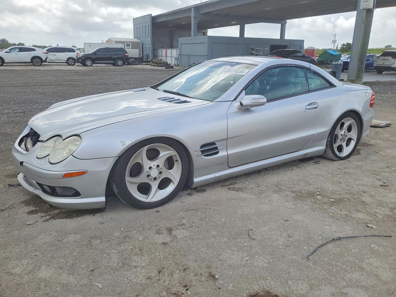 2004 Mercedes-Benz SL-Class VIN WDBSK75F04F065151 — COPART salvage auction photo