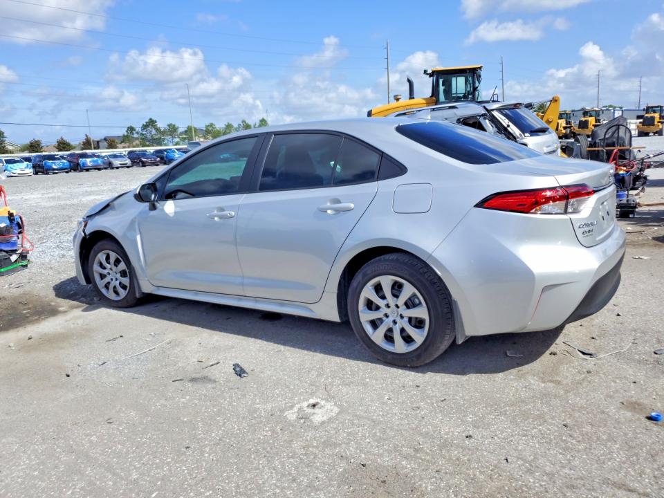 2026 Toyota Corolla VIN 5YFB4MDE4TP401944 COPART salvage auction — FRONT END, Fl - Cert Of Title Slvg Rebuildable, sold $6,300 on 2026-07-24 (photo 2)