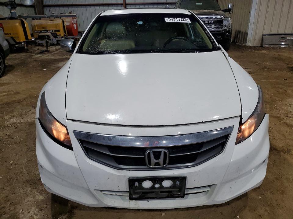 2012 Honda Accord VIN 1HGCS2B83CA003044 COPART salvage auction — FRONT END, Tx - Salvage Vehicle Title, sold $650 on 2026-07-02 (photo 5)