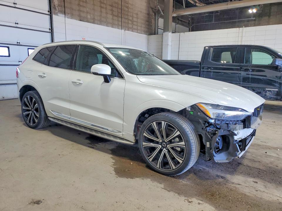 2023 Volvo VIN YV4H60DA4P1301375 COPART salvage auction — FRONT END, Mn - Cert Of Title-Salvage, sold $18,800 on 2026-07-23 (photo 4)