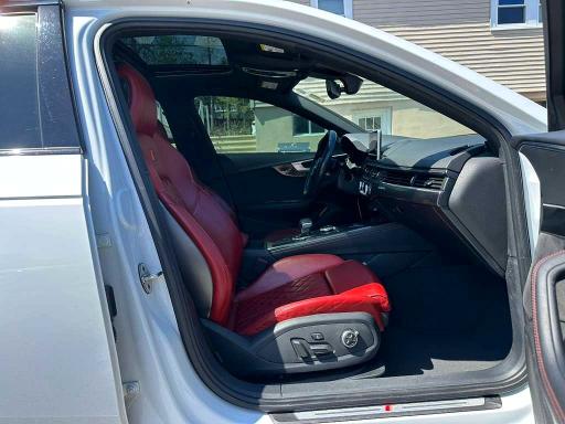 2019 Audi Rs4 VIN WAUB4AF45KA008697 COPART salvage auction — MINOR DENT/SCRATCHES, Ma - Certificate Of Title (P), sold $13,100 on 2026-07-29 (photo 9)
