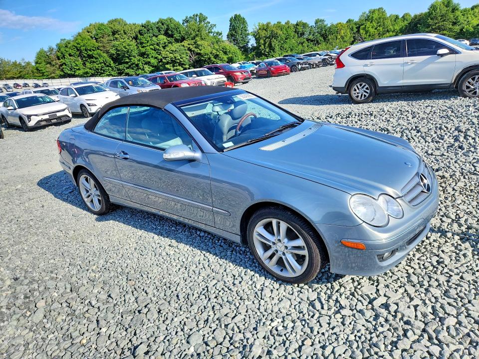 2007 Mercedes-benz Clk-klasse VIN WDBTK56F87F218676 COPART salvage auction — REAR END, Nc - Salvage Certificate Of Title, sold $3,700 on 2026-07-08 (photo 4)