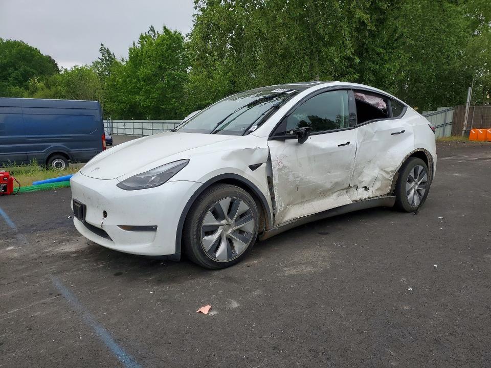 2023 Tesla Model y VIN 7SAYGDEE3PF909035 COPART salvage auction — SIDE, Or - Salvage Title Certificate, sold $8,000 on 2026-07-08 (photo 1)