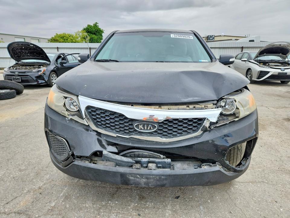 2011 Kia Sorento VIN 5XYKT3A19BG023945 COPART salvage auction — FRONT END, Ca - Salvage Certificate, sold $350 on 2026-07-10 (photo 5)