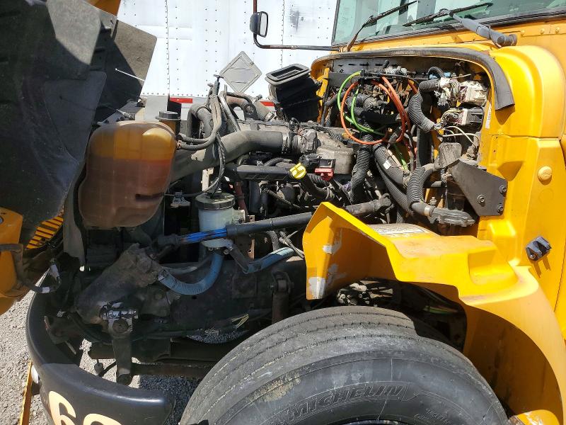 2014 Ic VIN 4DRBUAAN2EB778644 COPART salvage auction — NORMAL WEAR, Tn - Certificate Of Title, sold $2,200 on 2026-09-21 (photo 7)