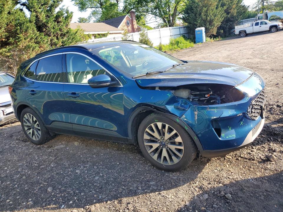 2020 Ford Escape VIN 1FMCU9J91LUA48618 COPART salvage auction — FRONT END, Md - Cert Of Salvage > 75% Damage, sold $7,000 on 2026-07-27 (photo 4)