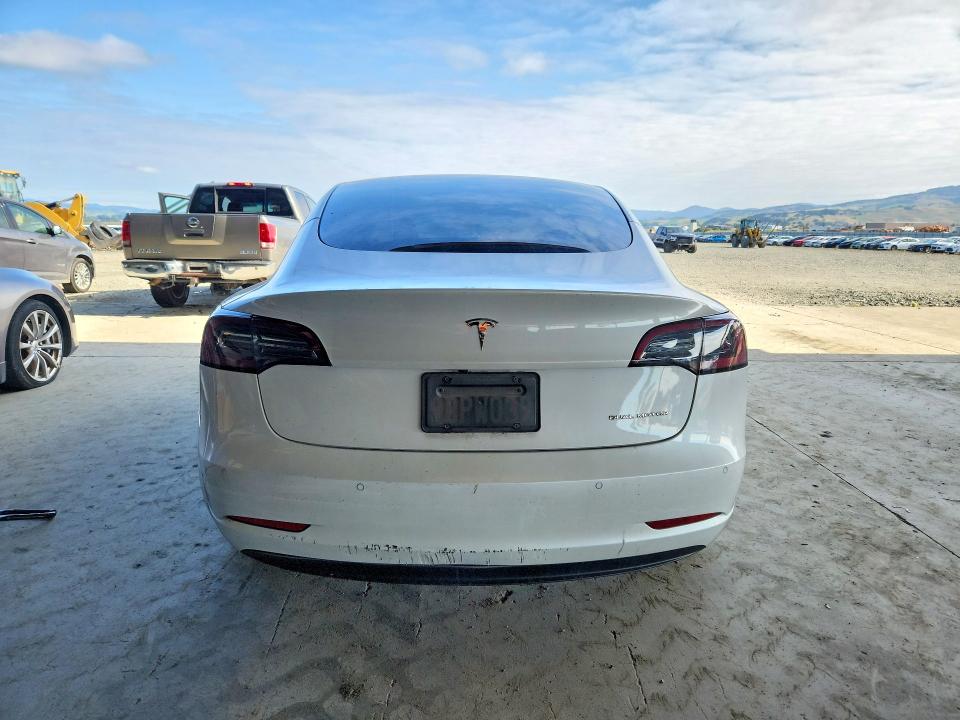 2022 Tesla Model 3 VIN 5YJ3E1EB0NF261619 COPART salvage auction — FRONT END, CA - SALVAGE CERTIFICATE, sold $8,300 on 2026-07-13 (photo 6)