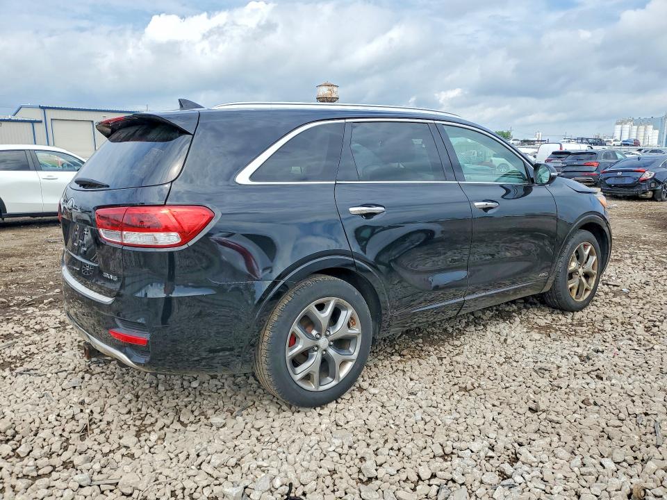 2017 Kia Sorento VIN 5XYPKDA54HG338145 COPART salvage auction — MINOR DENT/SCRATCHES, Il - Certificate Of Title, sold $5,300 on 2026-07-29 (photo 3)