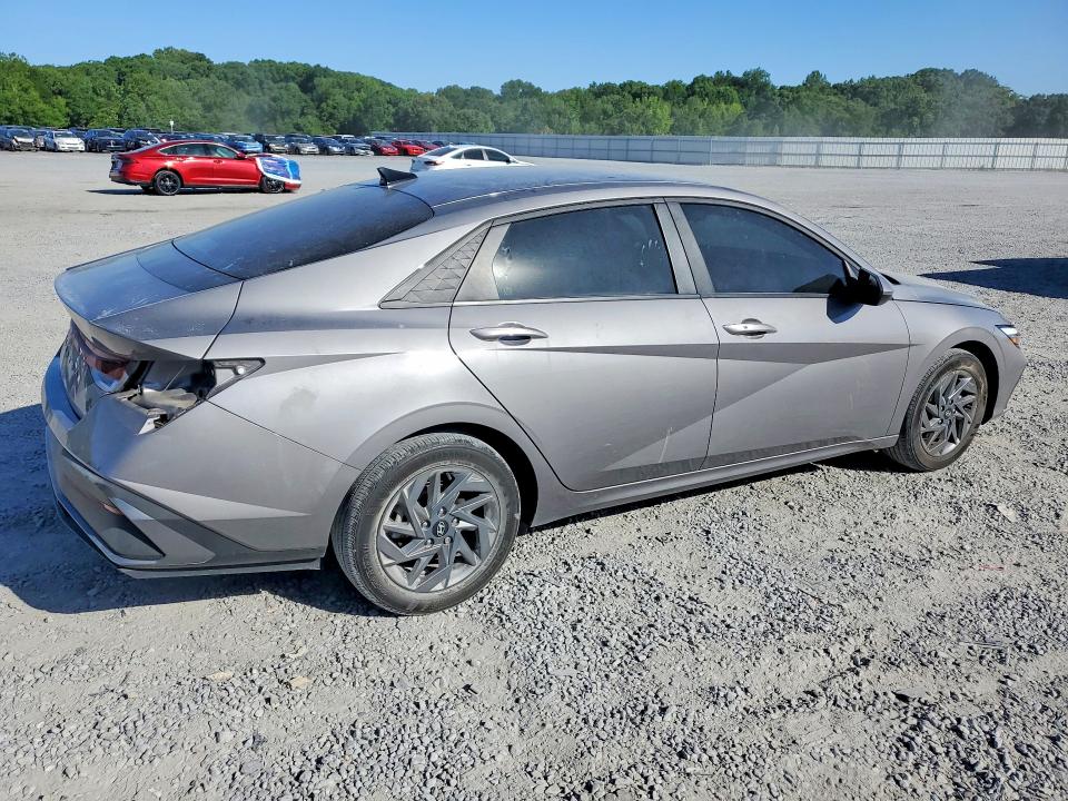 2024 Hyundai Elantra VIN KMHLM4DGXRU692284 COPART salvage auction — REAR END, Nc - Salvage Certificate Of Title, sold $175 on 2026-07-22 (photo 3)