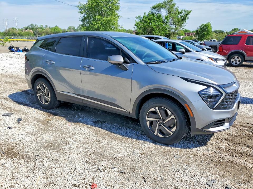 2024 Kia Sportage VIN KNDPUCDG0R7122227 COPART salvage auction — REAR END, Id - Salvage Certificate Of Title, sold $3,600 on 2026-07-28 (photo 4)