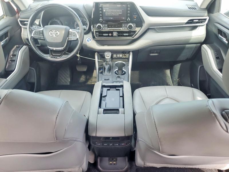 2020 Toyota Highlander VIN 5TDHBRCH7LS507773 COPART salvage auction — SIDE, Il - Salvage Certificate, sold $11,700 on 2026-07-28 (photo 8)