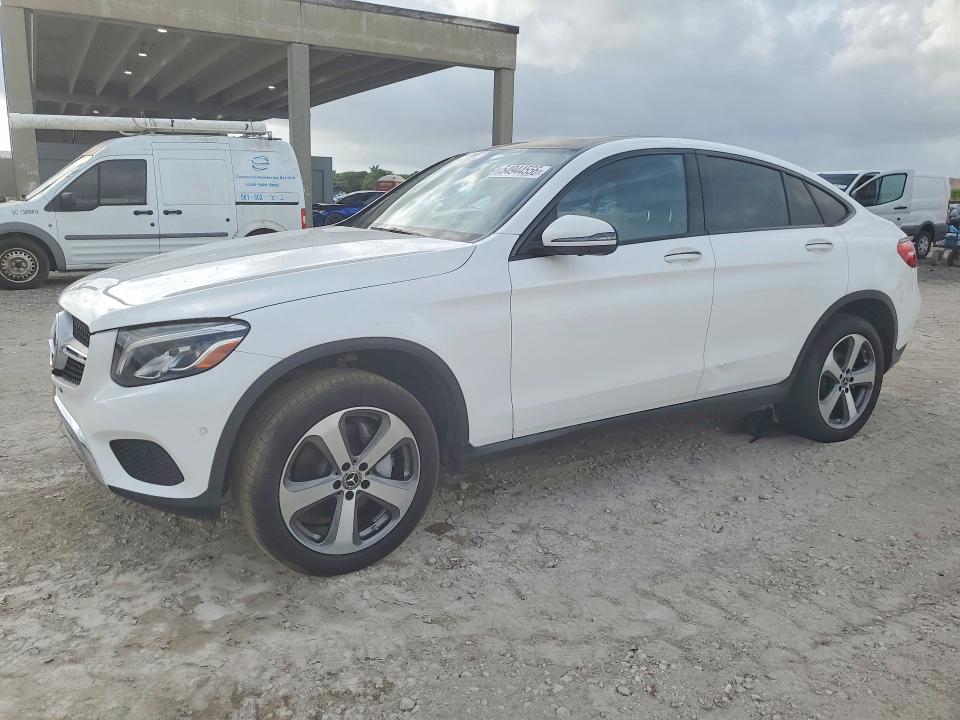 2019 Mercedes-benz Glc VIN WDC0J4KB4KF574713 COPART salvage auction — MINOR DENT/SCRATCHES, Fl - Certificate Of Title, sold $21,100 on 2026-07-21 (photo 1)