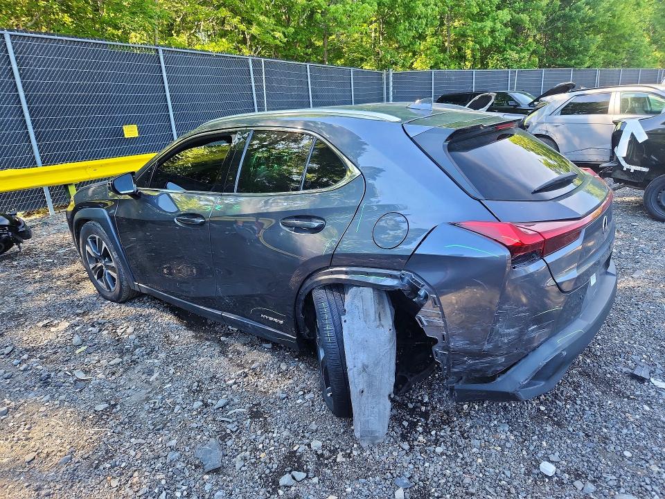 2022 Lexus Ux VIN JTHX9JBH2N2058232 COPART salvage auction — REAR END, Md - Cert Of Salvage < 75% Damage, sold $2,000 on 2026-07-28 (photo 2)