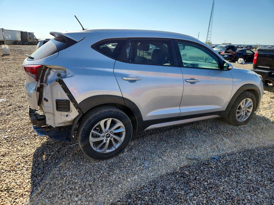 2017 Hyundai Tucson VIN KM8J33A21HU302491 COPART salvage auction — REAR END, Tx - Salvage Vehicle Title, sold $2,700 on 2026-07-07 (photo 3)
