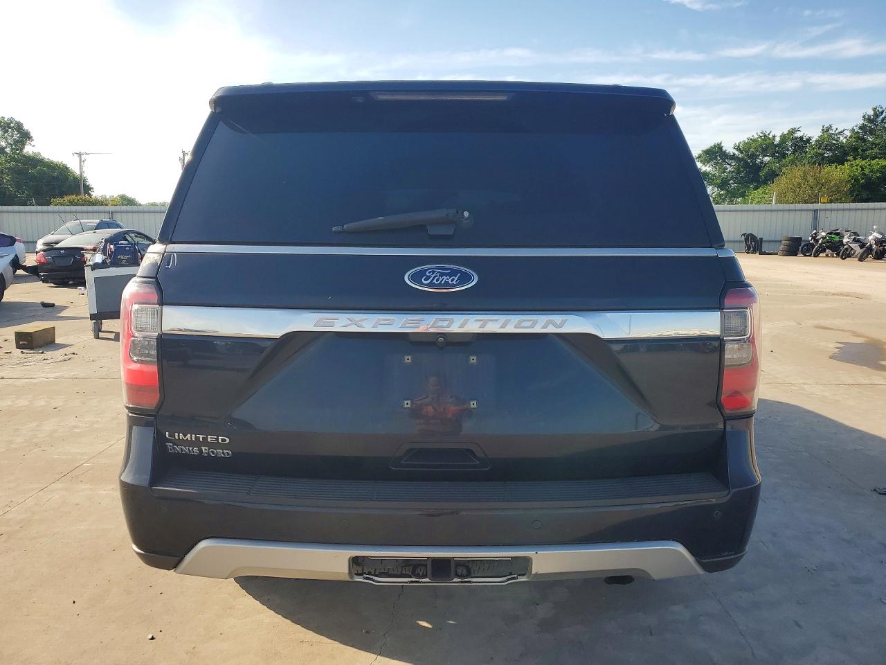 2021 Ford Expedition VIN 1FMJU1KT6MEA66546 COPART salvage auction — Front End, TX - SALVAGE VEHICLE TITLE, sold $7,800 on 2026-06-25 (photo 6)