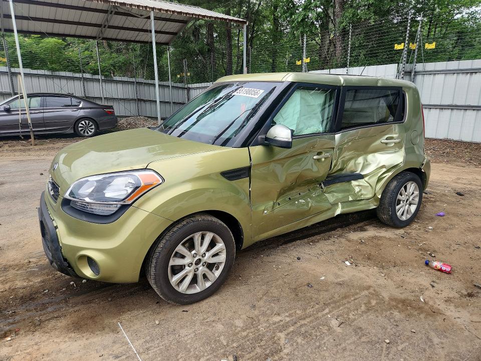 2013 Kia Soul VIN KNDJT2A67D7574974 COPART salvage auction — SIDE, Ga - Cert Of Title-Salvage, sold $400 on 2026-07-31 (photo 1)