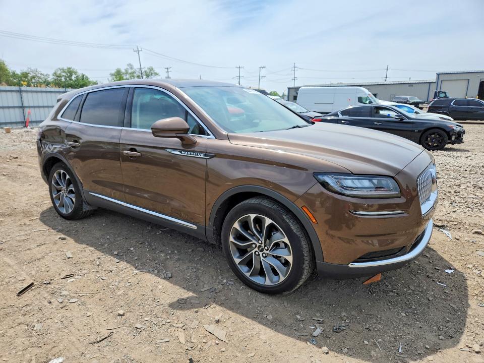 2022 Lincoln Nautilus VIN 2LMPJ8K99NBL26519 COPART salvage auction — SIDE, Il - Salvage Certificate, sold $14,000 on 2026-07-17 (photo 4)