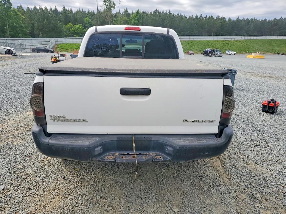 2015 Toyota Tacoma VIN 5TFJX4GN7FX037992 COPART salvage auction — FRONT END, NC - SALVAGE CERTIFICATE OF TITLE, sold $7,800 on 2026-07-09 (photo 6)