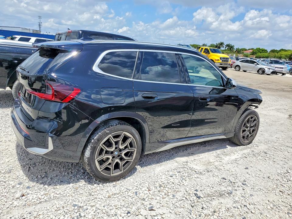 2023 Toyota VIN WBX73EF08P5W11744 COPART salvage auction — FRONT END, Fl - Cert Of Title Slvg Rebuildable, sold $13,600 on 2026-07-13 (photo 3)