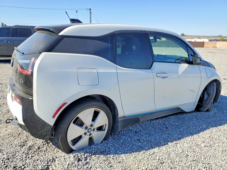 2014 BMW VIN WBY1Z4C5XEV277773 COPART salvage auction — UNDERCARRIAGE, Ca - Salvage Certificate, sold $2,300 on 2026-07-15 (photo 3)