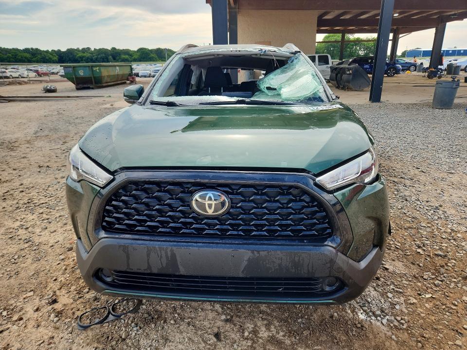 2022 Toyota Corolla cross VIN 7MUCAAAG7NV031042 COPART salvage auction — ROLLOVER, Al - Cert Of Title-Salvage Title, sold $3,250 on 2026-07-08 (photo 5)