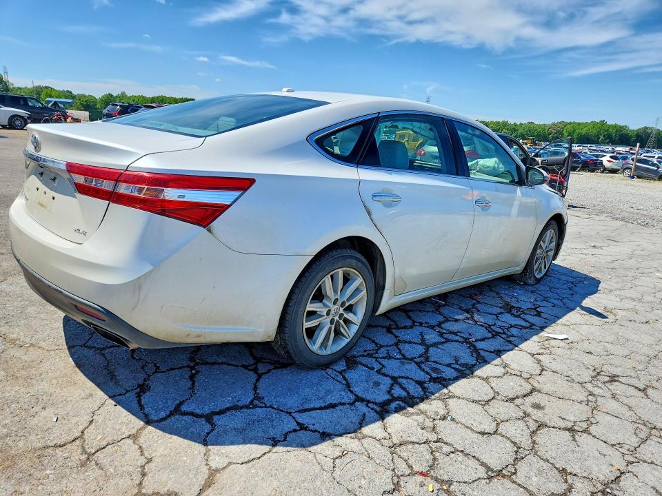 2015 Toyota VIN 4T1BK1EB4FU148989 COPART salvage auction — FRONT END, Tn - Salvage Certificate, sold $1,600 on 2026-07-02 (photo 3)