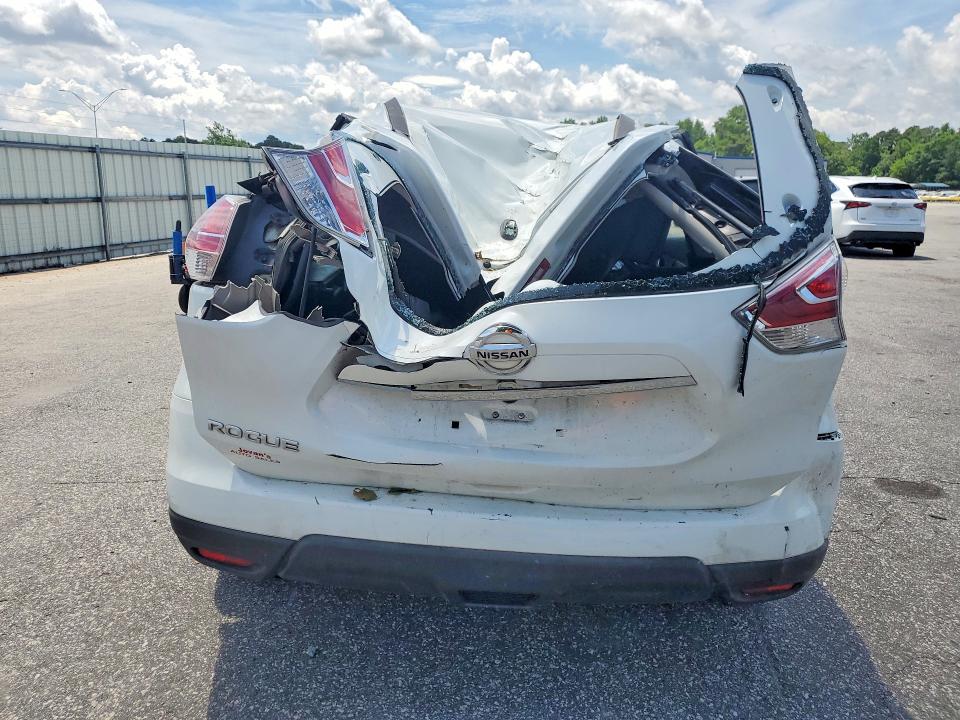 2015 Nissan Rogue VIN KNMAT2MT3FP566827 COPART salvage auction — ROLLOVER, Nc - Salvage Certificate Of Title, sold $275 on 2026-07-30 (photo 6)